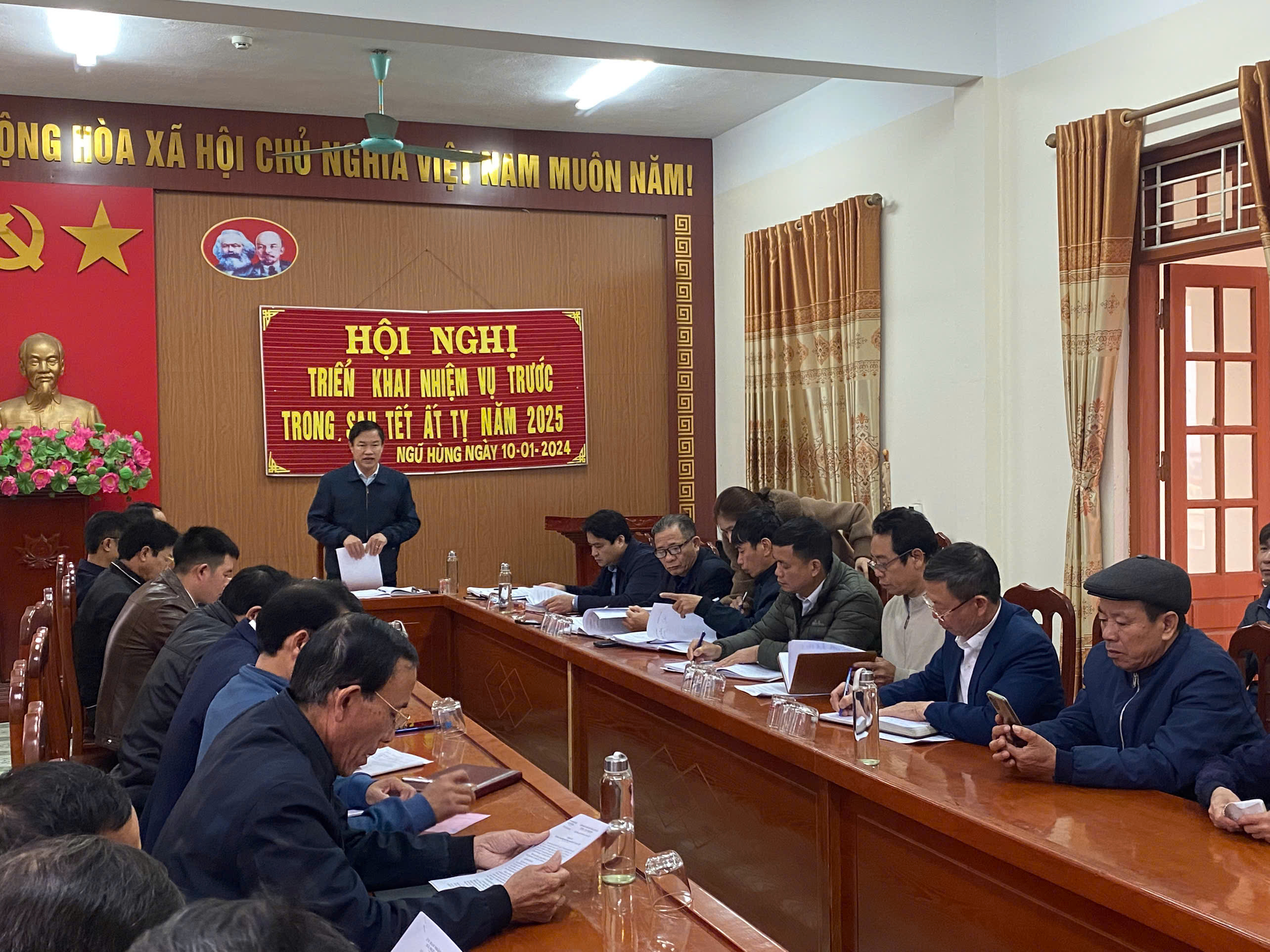 XÃ NGŨ HÙNG TỔ CHỨC HỘI NGHỊ TRIỂN KHAI NHIỆM VỤ TRƯỚC TRONG VÀ SAU TẾT NGUYÊN ĐÁN ẤT TỴ NĂM 2025.